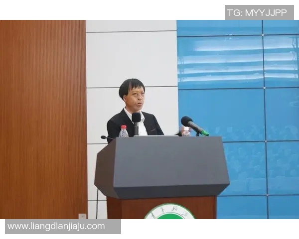 专访李敏:探寻网球世界的成功秘诀与奋斗历程 专访李敏:探寻网球世界的成功秘诀与奋斗历程