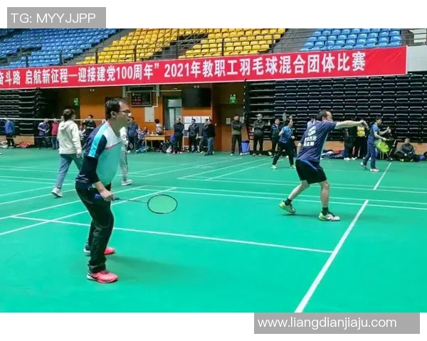 赛后分析:北京羽毛球队与深圳羽毛球队灵活性对比与战术探讨 赛后分析:北京羽毛球队与深圳羽毛球队灵活性对比与战术探讨