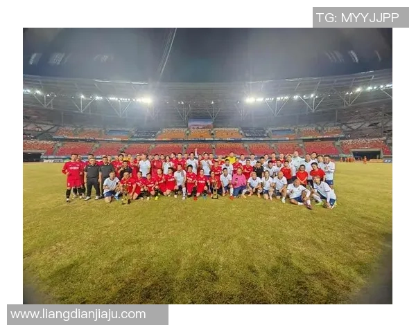 王牌节目邀请哪些足球明星加盟助阵引发观众热议