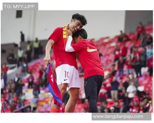 贵阳足球明星最新阵容揭晓引发球迷热议与期待 贵阳足球明星最新阵容揭晓引发球迷热议与期待