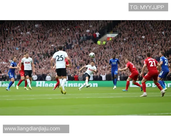 足球明星因场内外争议被罚款的精彩瞬间合集视频 足球明星因场内外争议被罚款的精彩瞬间合集视频